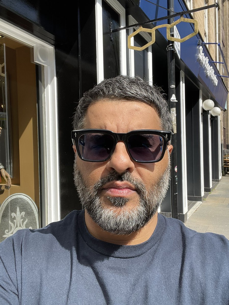 Suave_Nav's tweet photo. @mmamas1973 Dear Mamas. Get them. The transitional lenses you get nowadays are fantastic (as modelled by me) and has saved me the hassle of carrying 2 pairs of specs around with me. I was sceptical at first but not anymore https://t.co/1cZvbgfIPS