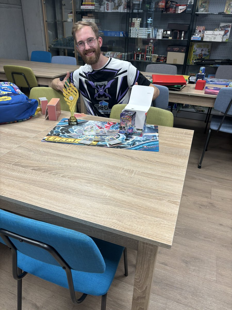 CrobatsLair's tweet photo. Not one, but two best finishes for Crobat’s Lair. Our Ward Knuts won his first ever League Cup. With Lugia taken him to the victory.  #pokémontcg #playpokémon #pokémon #tcg #crobatslair https://t.co/m81f80ltkL