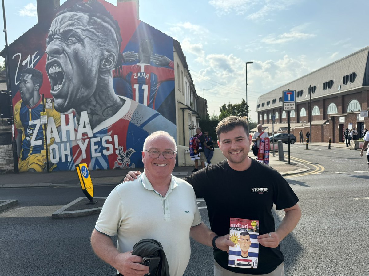 AndyMitten's tweet photo. Arrived. It’s hot. Like the train was. Met Jim
and Ciaran who were the first to get a UWS. https://t.co/VG66RGzKJM
