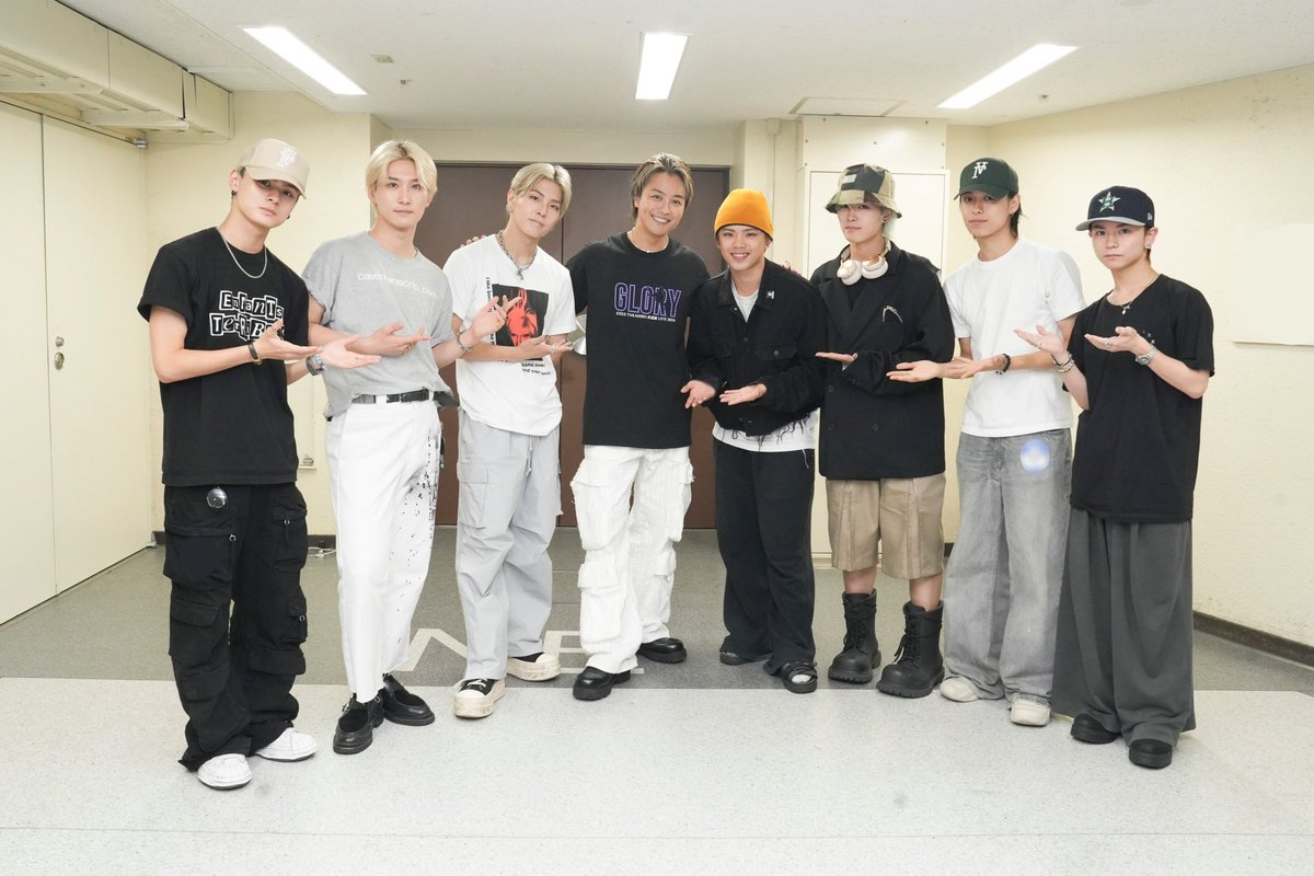 _KID_PHENOMENON's tweet photo. EXILE TAKAHIRO 
武道館 LIVE 2024 “GLORY” 〜Dream〜 
鑑賞させていただきました✨

#TAKAHIRO さんの武道館でのライブを
再び観させていただくことができ、
とても嬉しかったです🙌

#LDHEXPO2024 でも
よろしくお願いいたします🙇

一緒にお写真も撮っていただき
ありがとうございました✨

#GLORY @TAKAHIRO_Staff 
#KIDPHENOMENON #キドフェノ