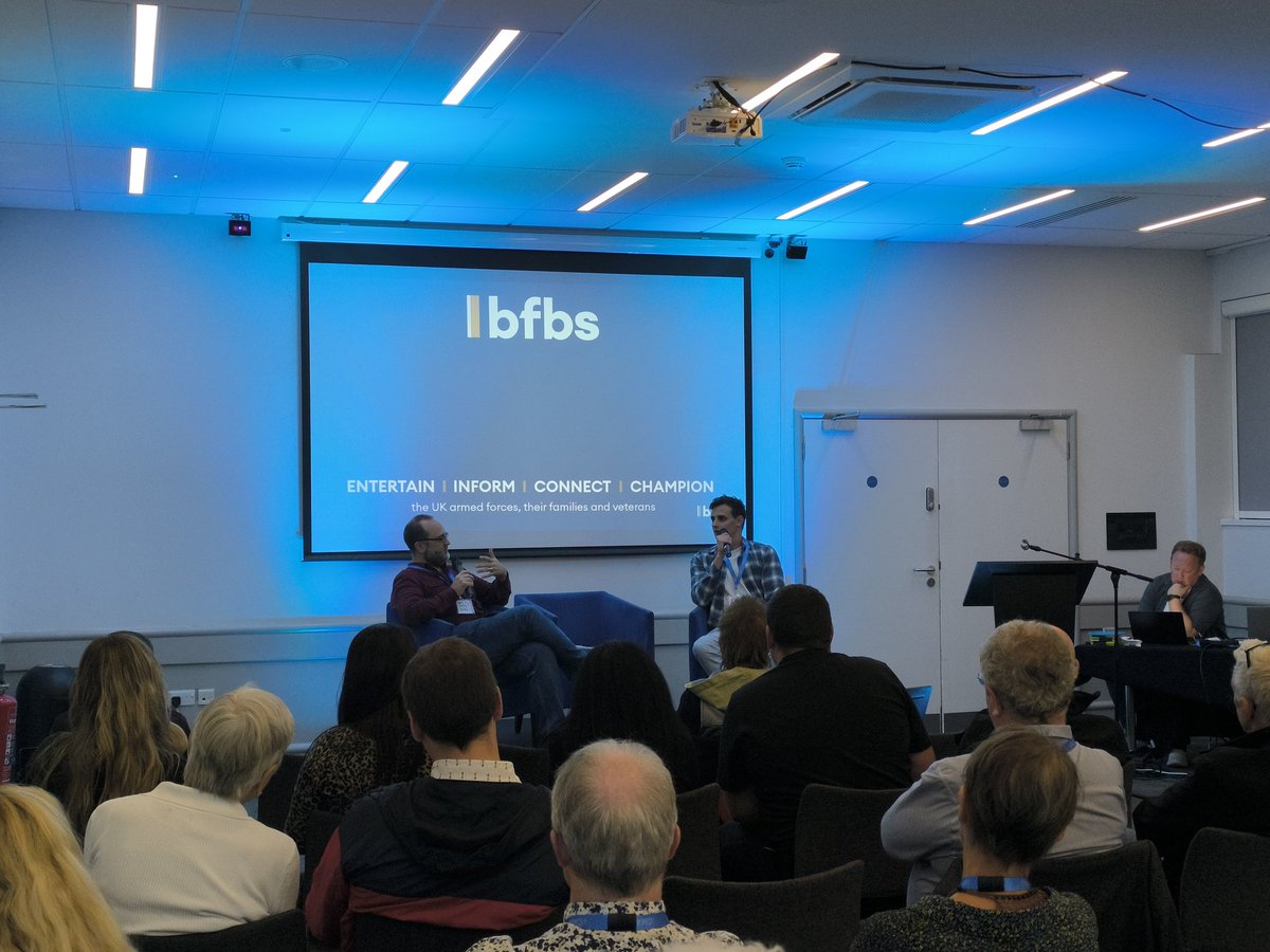 When you realise that #tomthetrucker is ON STAGE!! <a href="/samuelbailey/">Sam Bailey</a> <a href="/BBCR1/">BBC Radio 1</a> <a href="/gregjames/">Greg James</a> Just had a bit of a fan girl moment.. I remember hearing him on Greg's Show! Great chat about <a href="/BFBSRadioHQ/">BFBS Radio</a> also, great presentation by Sam ❤️ #cmafestival <a href="/community_media/">Community Media Association</a>