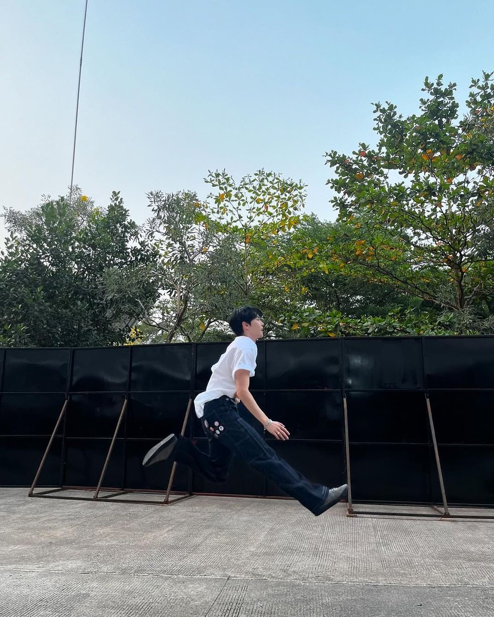 doyijinaren's tweet photo. [24.09.21] DOYOUNG IG Update (1) 💚💚

“Terima kasih. Aku pasti akan kembali.”

https://t.co/nfEF4pqhgf

#DOYOUNG #NCT도영 #도영 #ドヨン
#또잉스타그램 #DOSTAGRAM
#NCT #NCT127 #NCTDOJAEJUNG
@NCTsmtown @NCTsmtown_127 https://t.co/bxRsd3MYVk