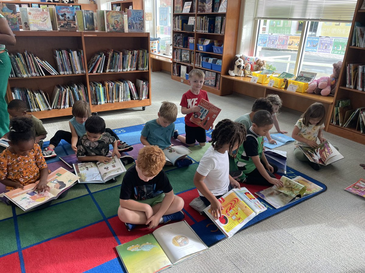 Early mornings with Kindergarten in the library make for a beautiful start to the day! This week they practiced using our “bookie lookie” sticks to find books. Next week books come home for the first time! <a href="/NorthsideES/">Northside Elementary</a> #CHCCSLibraries