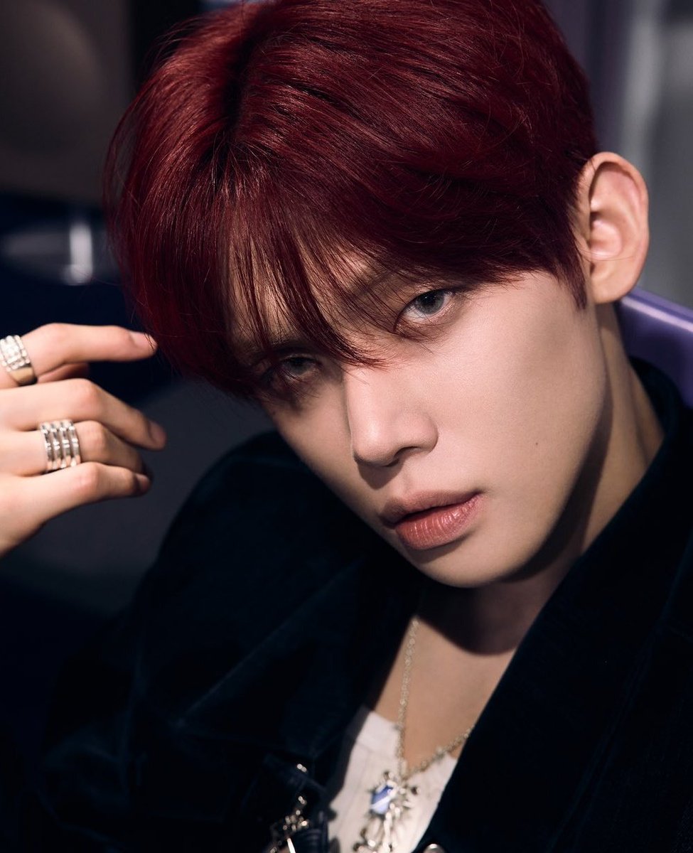 YEONJUN (14 hours) now becomes the 2nd longest charting 4th gen male artist on MelOn Top 100 in 2024, surpassing Stray Kids (13 hours).