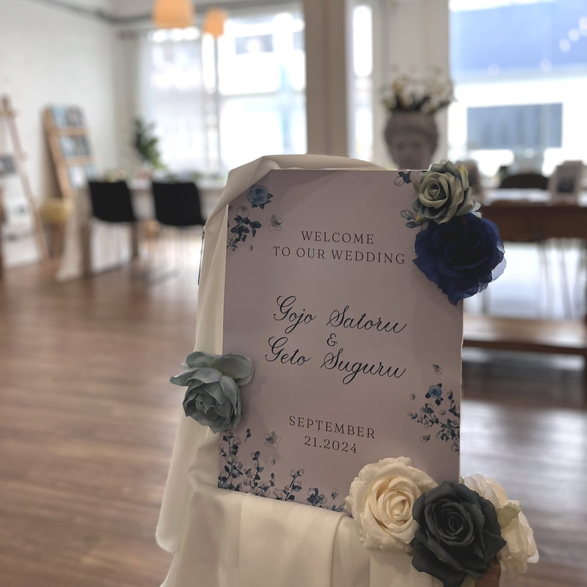 iichigojo's tweet photo. 💙💛 #GogeWedding 💍 https://t.co/9l1XaqUyO5