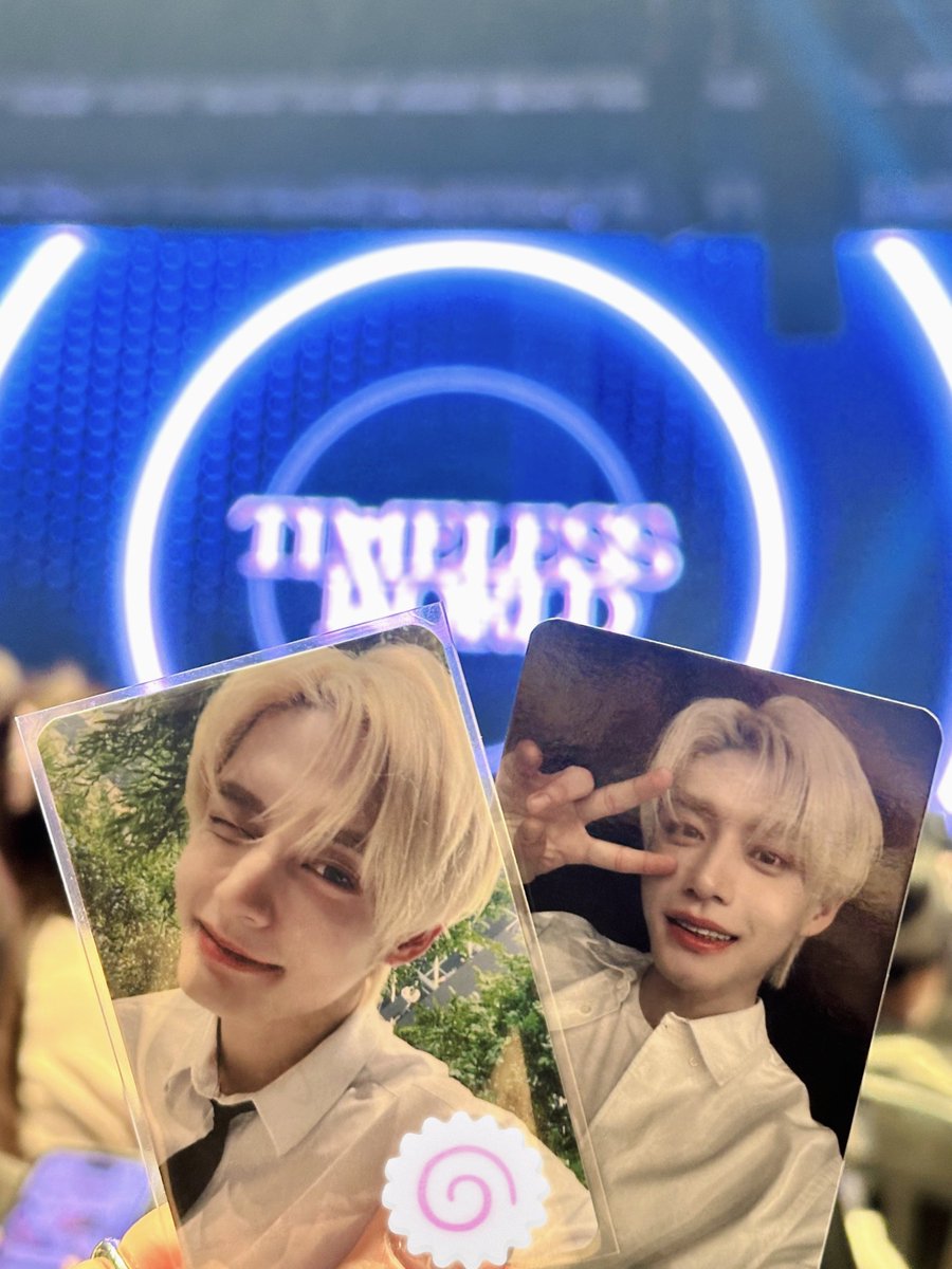 TIMELESS WORLD 2일차까지 끄읏 💙🪽🎶

@haozhangfan