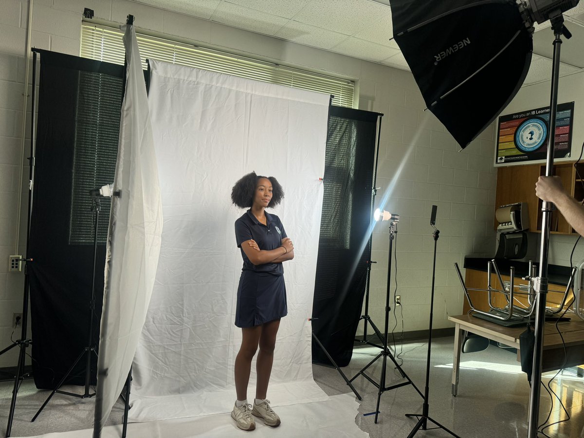 SRMHSGolf's tweet photo. Behind the scenes for media day. https://t.co/krXvyFmPPS
