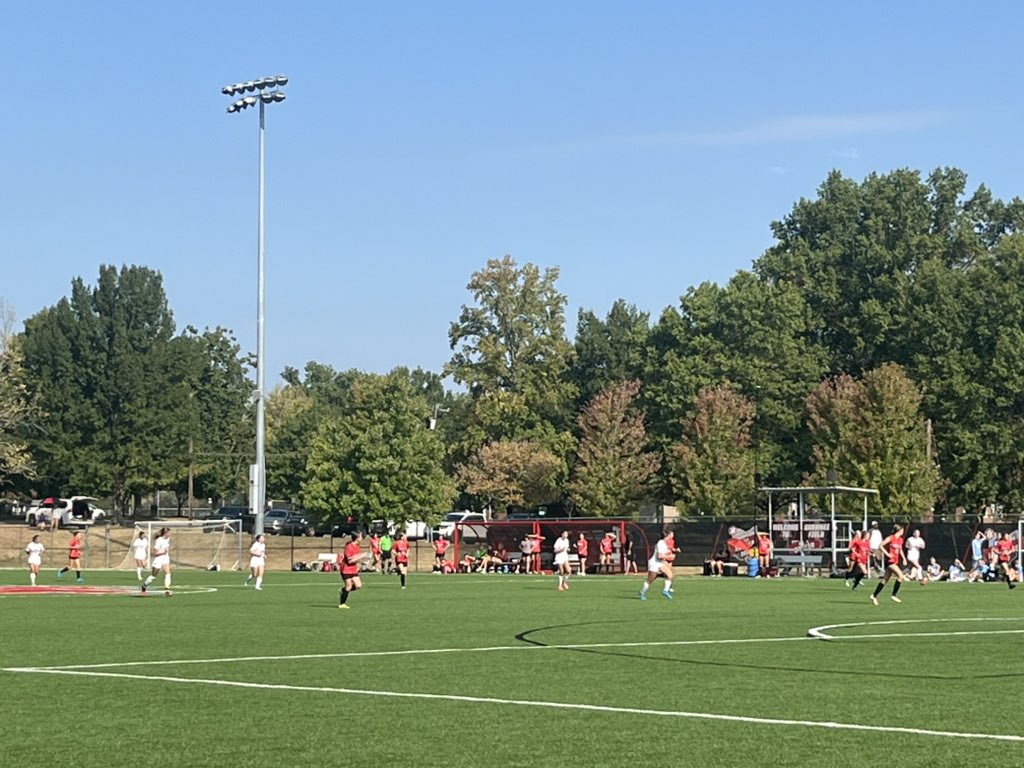 Beautiful morning at Shawnee Field as our JV girls soccer team is all tied up 0–0 with 15 minutes left in the game.
#IHPromise #beBRAVE #PTH