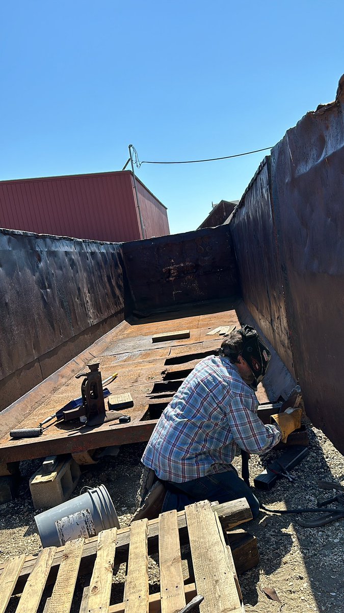Almost finished refurbishing another dumpster! #weld #diy