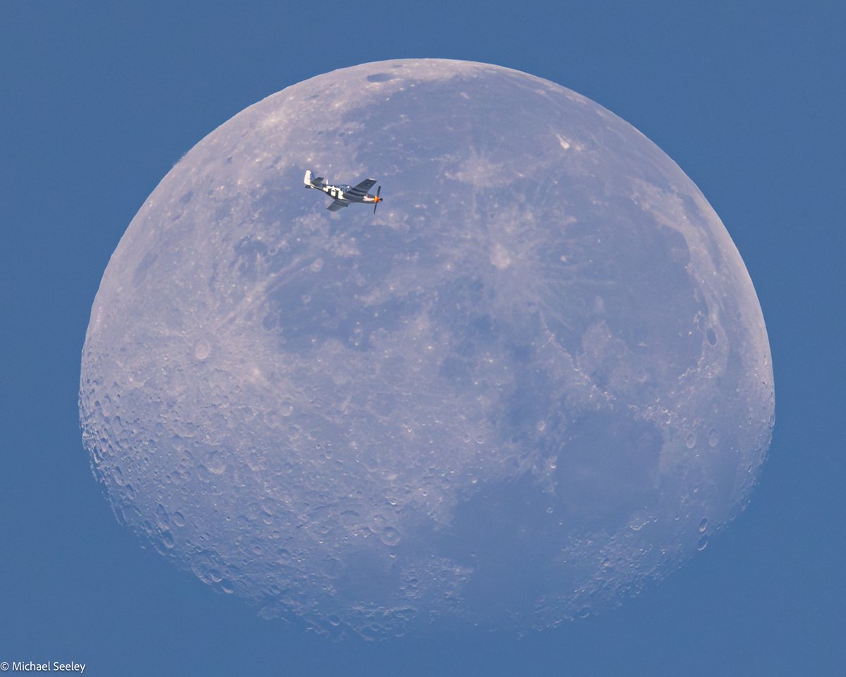 Mike_Seeley's tweet image. A North American F-51D Mustang (reg N51KB) transiting the Moon Saturday morning as it flew over the Space Coast of FL. 

It was flying at 10,425 ft &amp;amp; 252 knots as it traveled from Stuart (SUA) to Vidalia (VDI).

This was a fun, rare catch; of over 15,000 built during WWII, only…