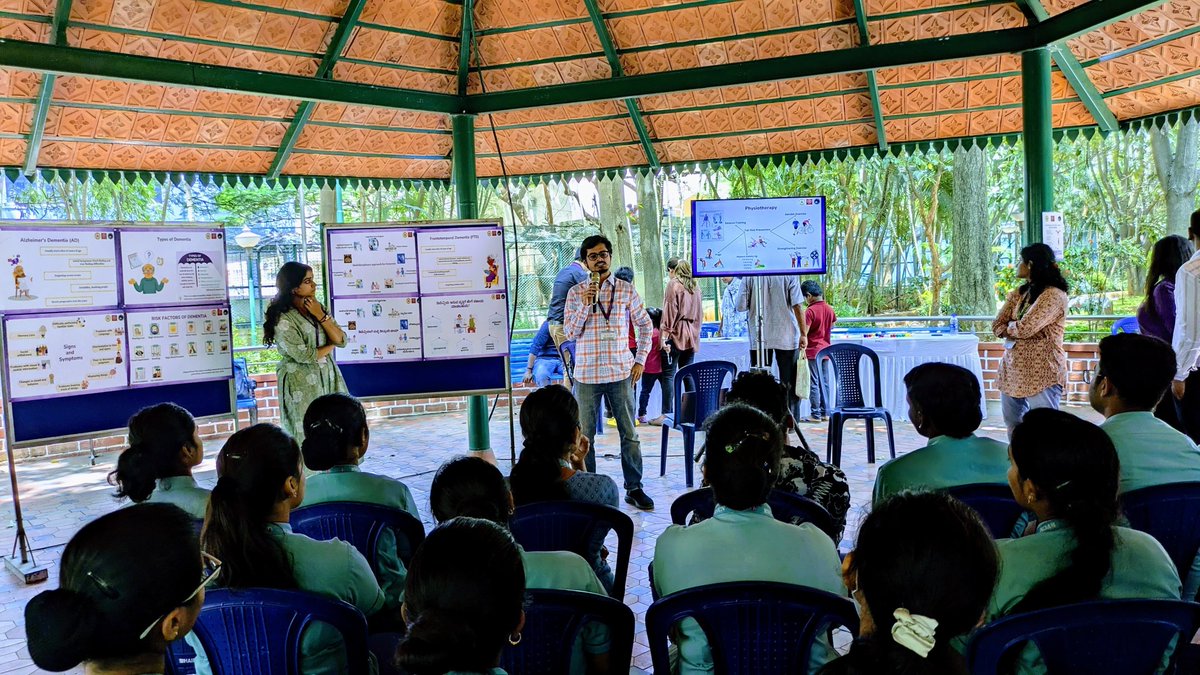 KarnatakaBrain's tweet photo. 🎉🧠 What an incredible day of fun, learning, and engagement on #WorldAlzheimersDay at Jayanagar park! The amazing  Cognitive Neurology and Multidisciplinary Team from @NIMHANS_BLR brought the local community together for an unforgettable experience!

We kicked off with memory screenings using the HMSE tool and shared valuable insights about dementia—its types, causes, and how to manage symptoms. Our informative poster boards covered everything from physiotherapy and speech therapy to caregiver support and activities to boost brain health! 🧩📝

Everyone got involved with cognitive-stimulating games and puzzles, and the highlight? 

Participants had the chance to hold a real human brain specimen and spinal cord! 🤯🧠💚

#WorldAlzheimersDay #BrainHealth #AlzheimersAwareness #SupportAndCare #DementiaAwareness #NIMHANS #KarnatakaBrainHealthInitiative