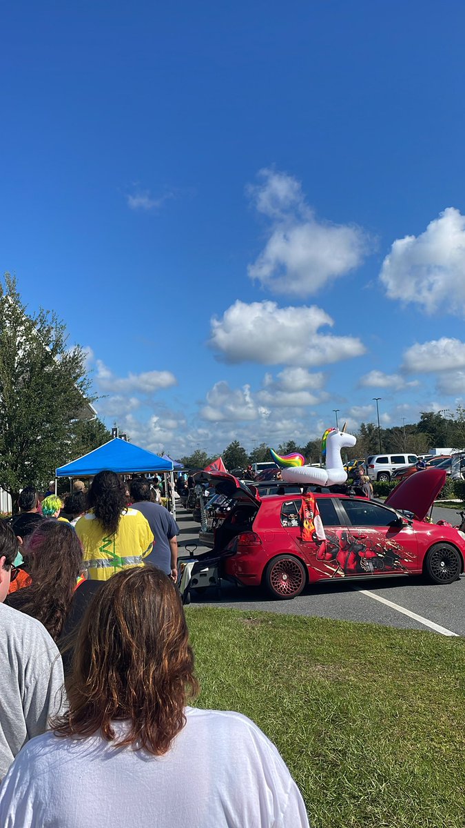 MDOwenWriter's tweet image. Jaden gave us a ride to the ticket line. Thank you!
#disabilityhelp
#ocalacomiccon
