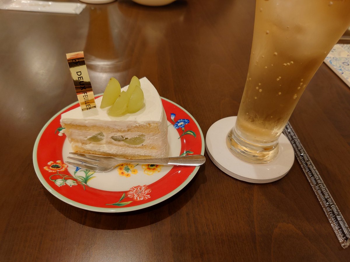 10軒目　#パティスリードゥ・フィーユ
２周目です。普段は18時までの営業のようですが、24時までの対応は助かります。バール街の参加店でもスイーツ店は他になかなかないので。
#アキタバール