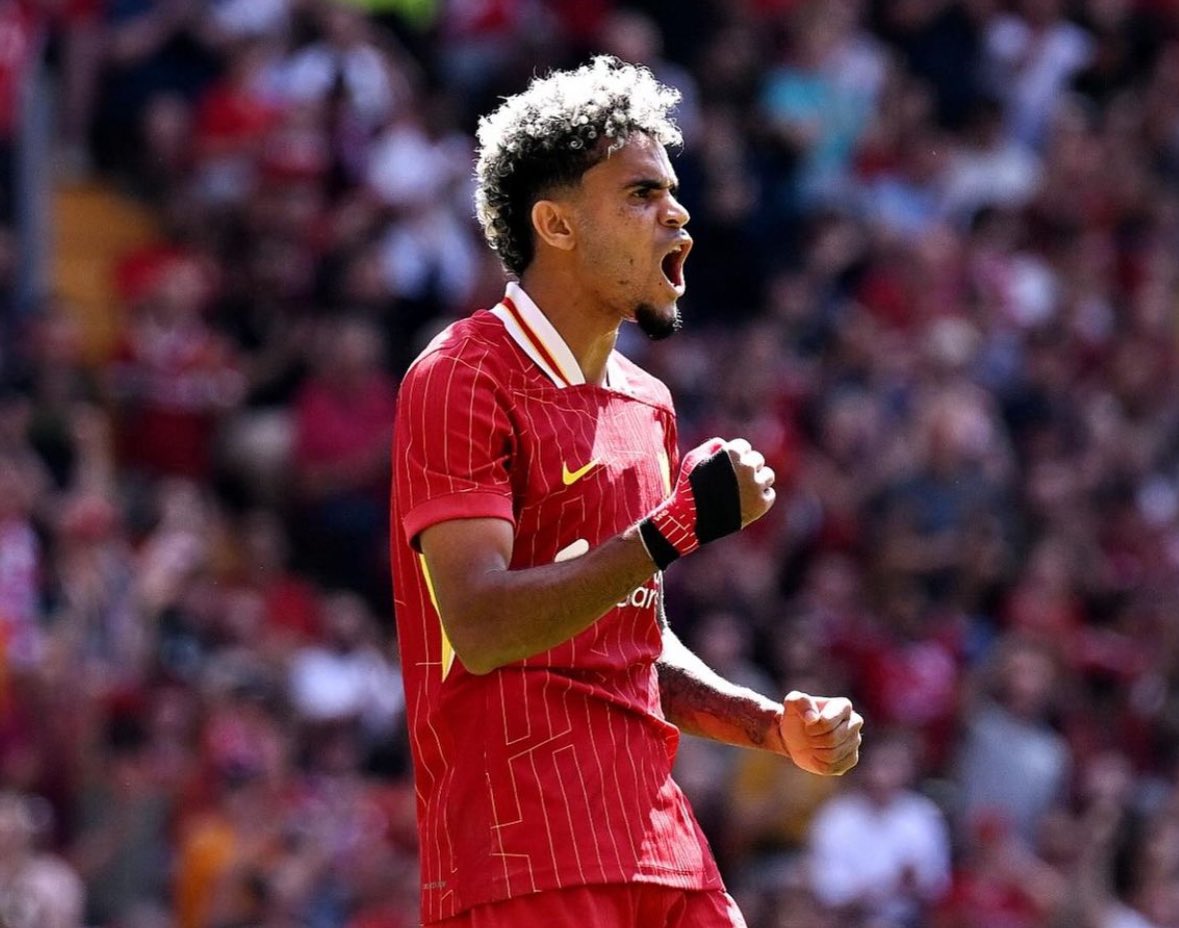 FabrizioRomano's tweet photo. 🔴🇨🇴 Five Premier League games under Arne Slot, 5 goals and 1 assist for Luis Díaz…

…who scores a brace for #LFC today. https://t.co/ma1Q7NKXTO
