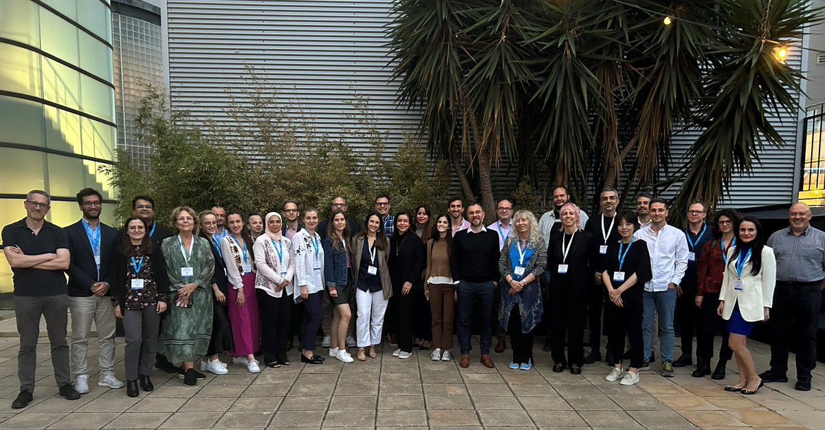 Andrew Filer (@a_filer) on Twitter photo A genuine pleasure to help teach the next generation ultrasound guide biopsy skills as part of the <a href="/eular_org/">EULAR</a> 5th Biopsy course in Barcelona with <a href="/AurelieRheumo/">Aurelie Najm</a> <a href="/RRG_Birmingham/">Birmingham Rheumatology Research Group</a> <a href="/Racegbn/">RACE GBN</a> <a href="/InflamAge_UoB/">Inflammation and Ageing</a> A genuine pleasure to help teach the next generation ultrasound guide biopsy skills as part of the <a href="/eular_org/">EULAR</a> 5th Biopsy course in Barcelona with <a href="/AurelieRheumo/">Aurelie Najm</a> <a href="/RRG_Birmingham/">Birmingham Rheumatology Research Group</a> <a href="/Racegbn/">RACE GBN</a> <a href="/InflamAge_UoB/">Inflammation and Ageing</a>