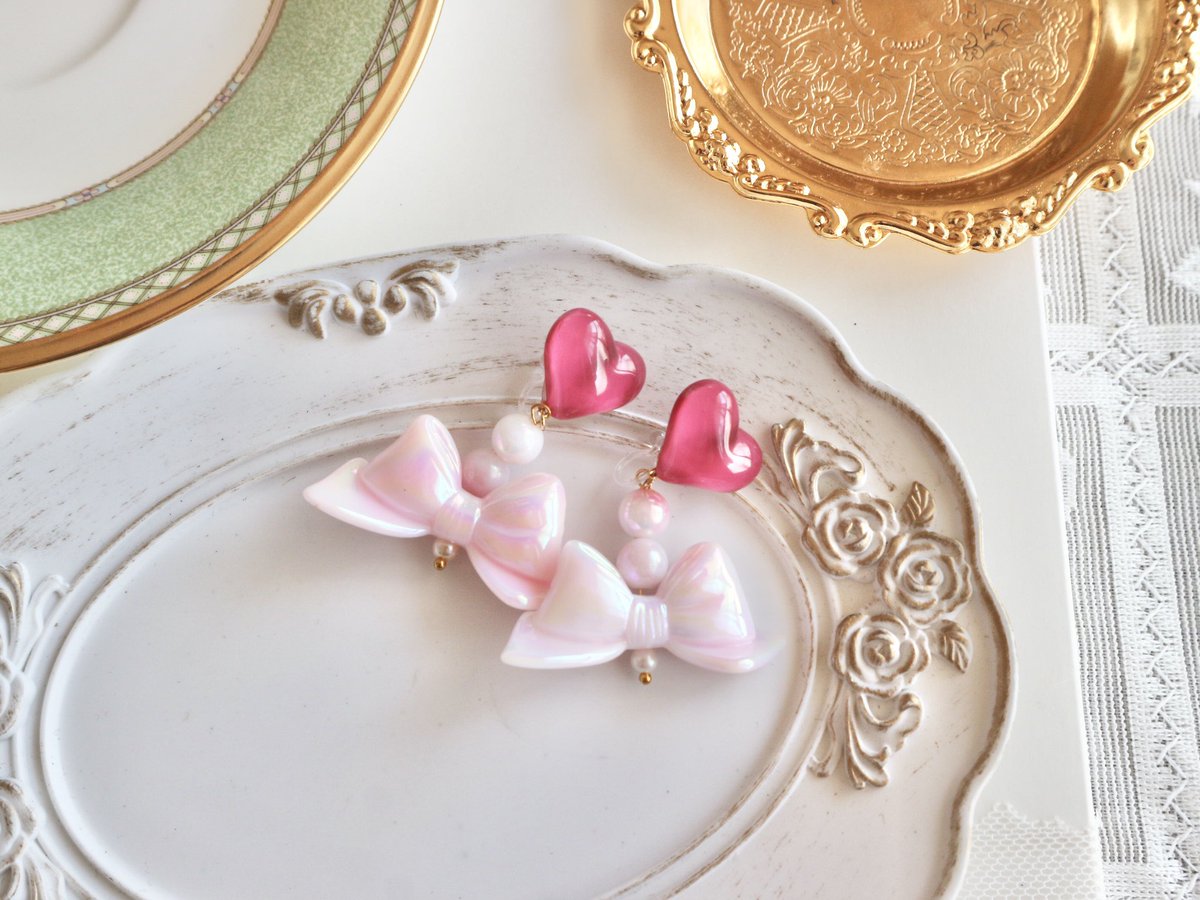 あと1週間！
委託ブースにて出展いたします🎀

今回はとにかくかわいい！キラキラ✨なアクセサリーを持っていきます😊