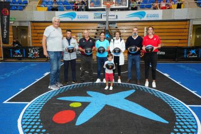 BasketFederado's tweet photo. Santander vibra con una nueva parada del Plaza 3x3 CaixaBank y una participación de récord https://t.co/wXRSvWmYd6 https://t.co/dqJiPtNiP3