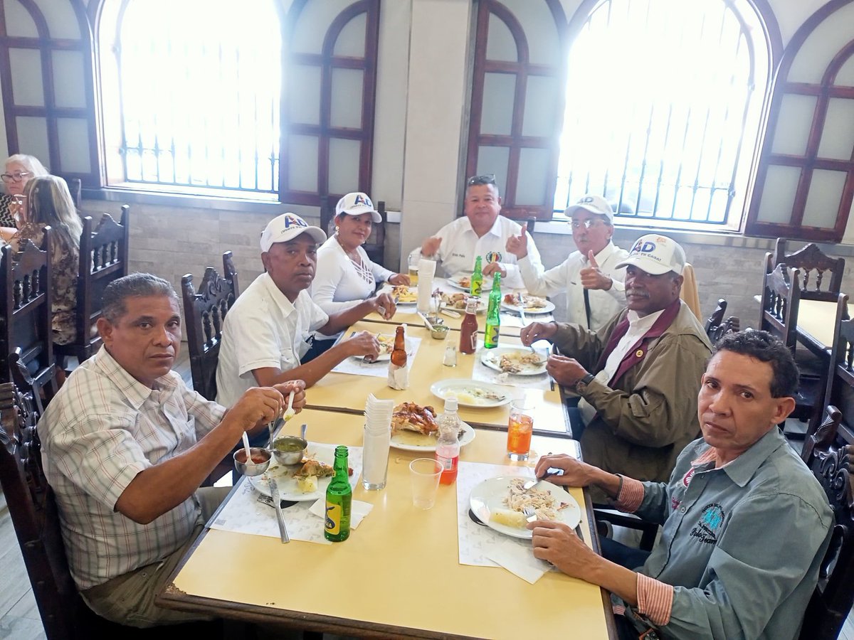 AD seccional La Guaira, presente en acto de reconocimiento a nuestros compañeros sec.de organización de las Parroquias, gracias a la Dirección Nacional.Por una Venezuela libre y de los venezolanos