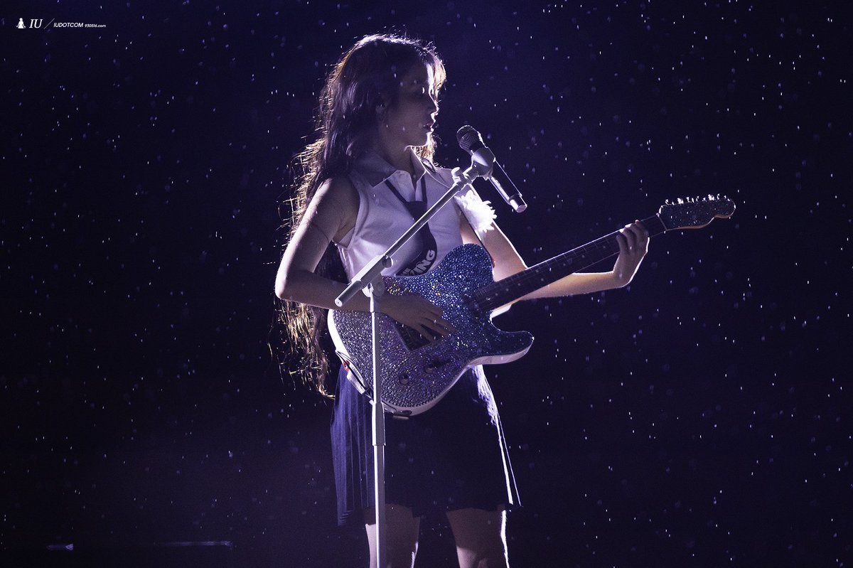 아이유가 참 좋은 아이유닷컴 tweet media