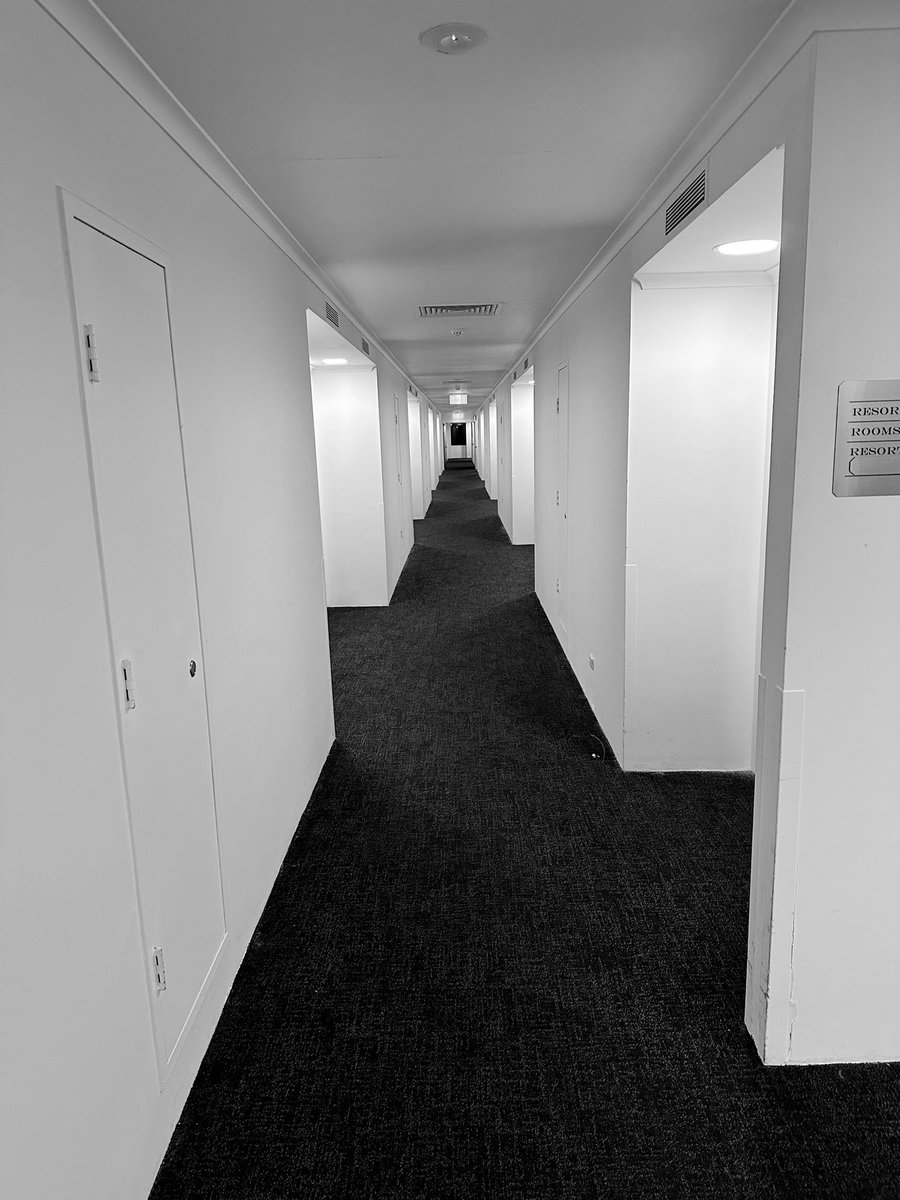 Dexter_Collie's tweet photo. The back rooms of WAFFβ¦.
#WAFF2024 https://t.co/GjSXIlZlQV