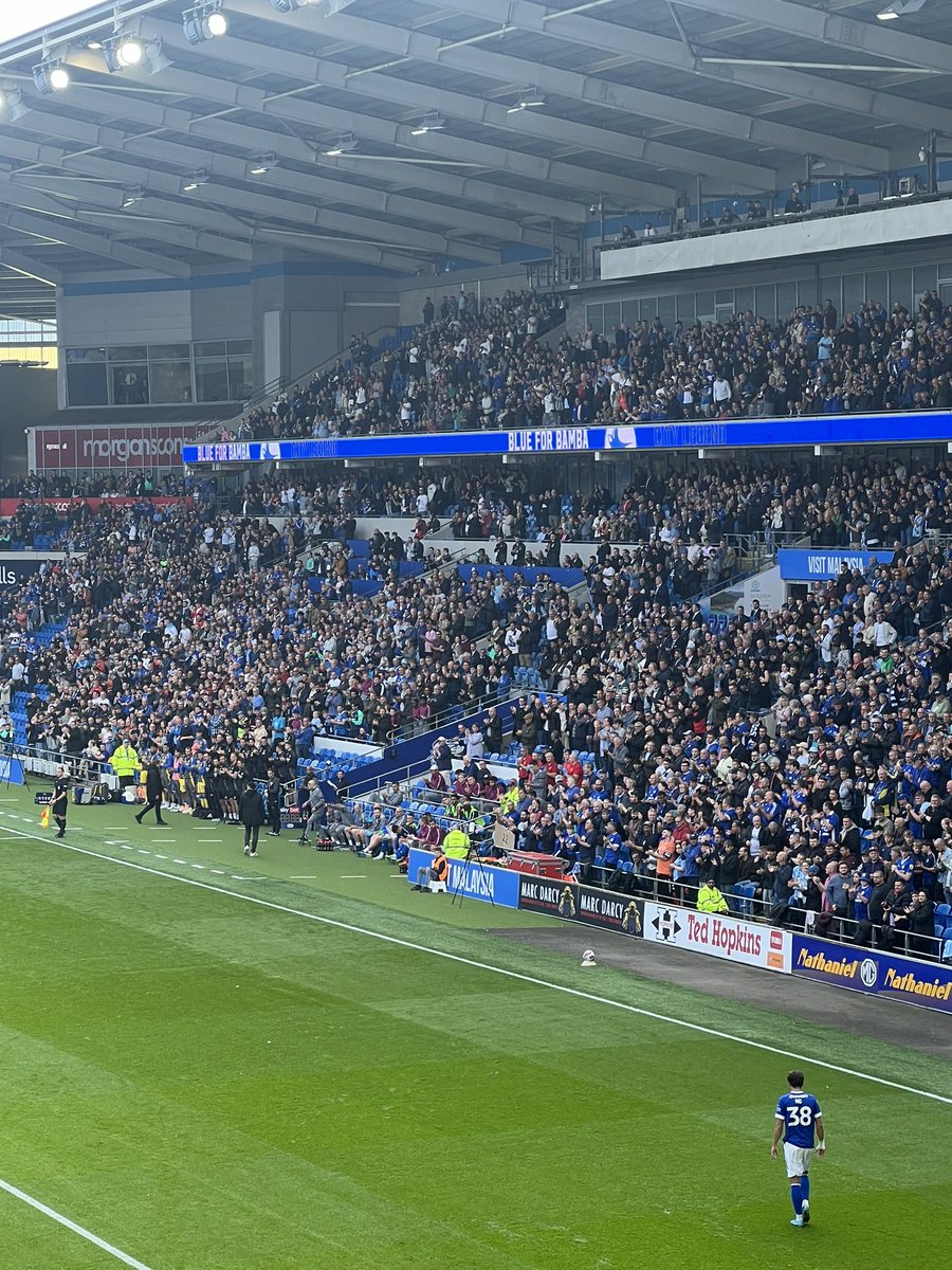 AlanGriff1927's tweet image. Yep spotted that a mile off too. Pricks