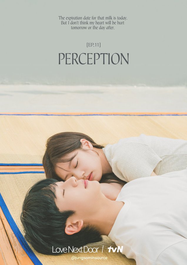 Jungsomin_th's tweet photo. #LoveNext DoorEP11 📝 Title
🩷 Perception → Awareness 💙
การรับรู้ —> การยอมรับ
“นายอยากจะดื่มนมกล้วยกับฉันไหม?”
ณ ตอนนั้น ซอกรยูได้รู้ใจตัวเองว่า รักซึงฮโย 💘
#จองโซมิน #정소민 #JungSoMin #JungHaein
#LoveNextDoor https://t.co/zdGxuFeKmp
