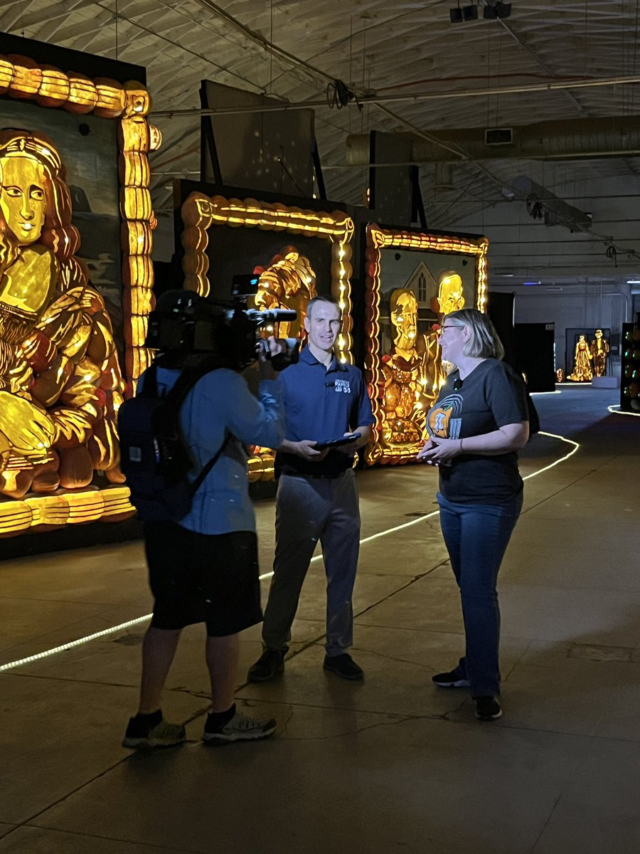 Kicking off the morning early with <a href="/SariOnScience/">Sari on Science</a> &amp; <a href="/azfamily/">azfamily 3TV CBS 5</a> at the <a href="/azstatefair/">Arizona State Fair</a> to promote #Pumpkinferno — a luminary art experience!