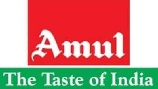 worlddailynews0's tweet photo. Tirupati Laddus row: ‘Never supplied ghee to Tirupati temple,’ says Amul
#Amul
#TirumalaLaddu
#tiru https://t.co/kFVb0CA5Qj