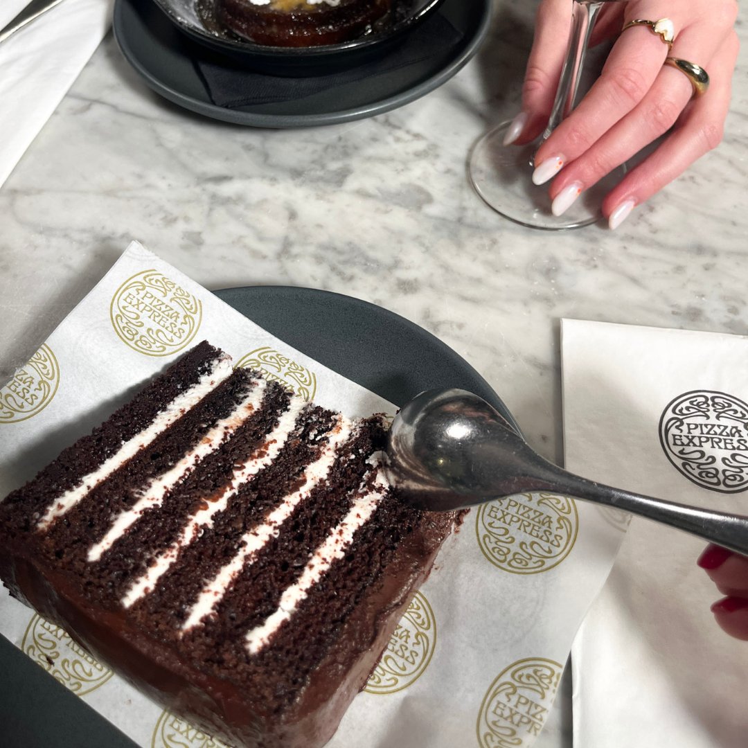 PizzaExpress tweet media