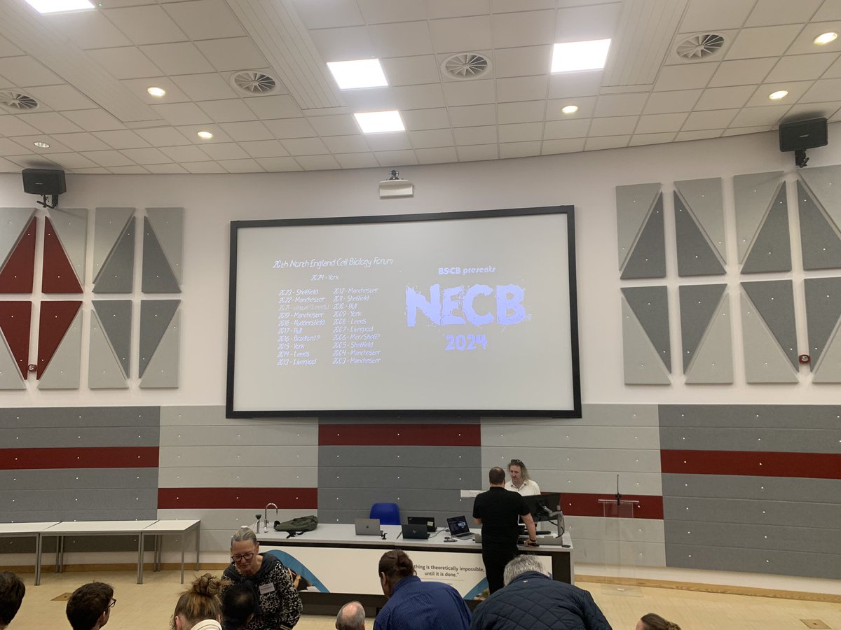 MegPoxon's tweet image. Lots of interesting science presented at the 20th North of England Cell Biology (NECB) forum at @UniOfYork! Ft a cool talk from @VicHart33 and a prize winning poster from @BianYns 🥳