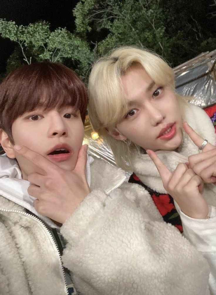 artjilix's tweet photo. 💌 .  .  . to kim seungmin

happiest birthday to the 3rd virgo of the group, seungmin! your existence made our lives the best one we could ever have. we love you! 💝

VOCALIST KING SEUNGMIN 
#OurMiniverseSeungmin
#승민아_우리_천천히_영원하자
#HappySeungminDay https://t.co/3rwhg22WCe