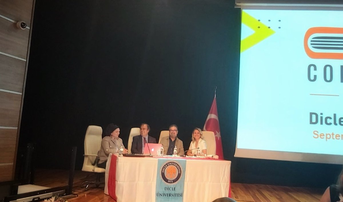EDUCONGRESS 2024’te “Yenilenen Öğretim Programları: Okullarımızı Neler Bekliyor?” başlıklı panelimizde programları farklı boyutlarıyla inceleyerek, kapsamlı bir değerlendirme yapmaya çalıştık. Panelimize katılan tüm katılımcılara ve kongre düzenleme komitesine teşekkür ederiz.