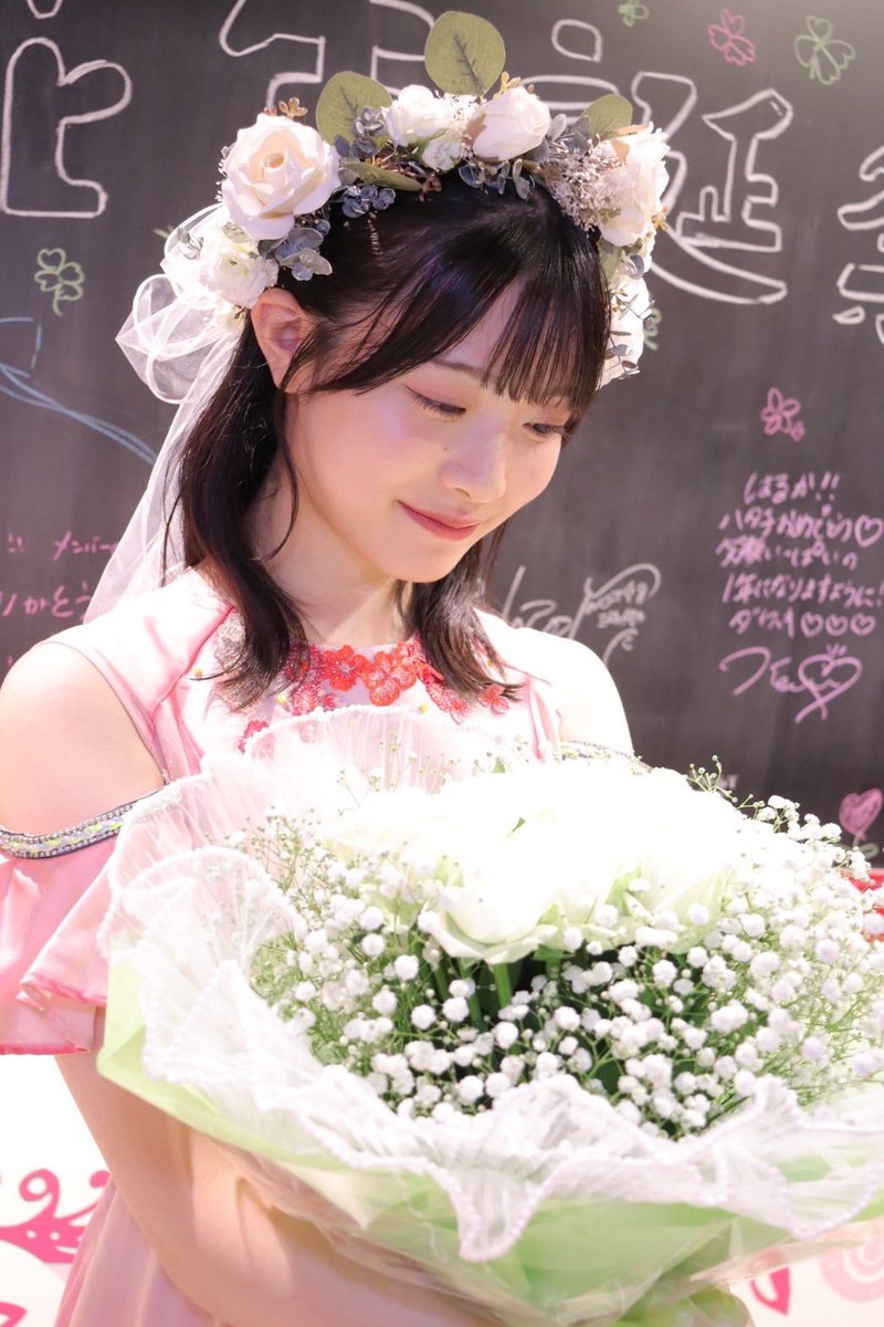 haruka_ogoe626's tweet photo. NGT48からの卒業を発表させていただきました。

最終活動日は、今年の12月末の予定です。
残りの期間、グループの未来のためにできることを精一杯やりたいです。

卒業後の不安はとてもありますが、新しいスタートを切り、嬉しいご報告ができるよう頑張ります。
これからもよろしくお願いします！ https://t.co/4s6PAkrb4e