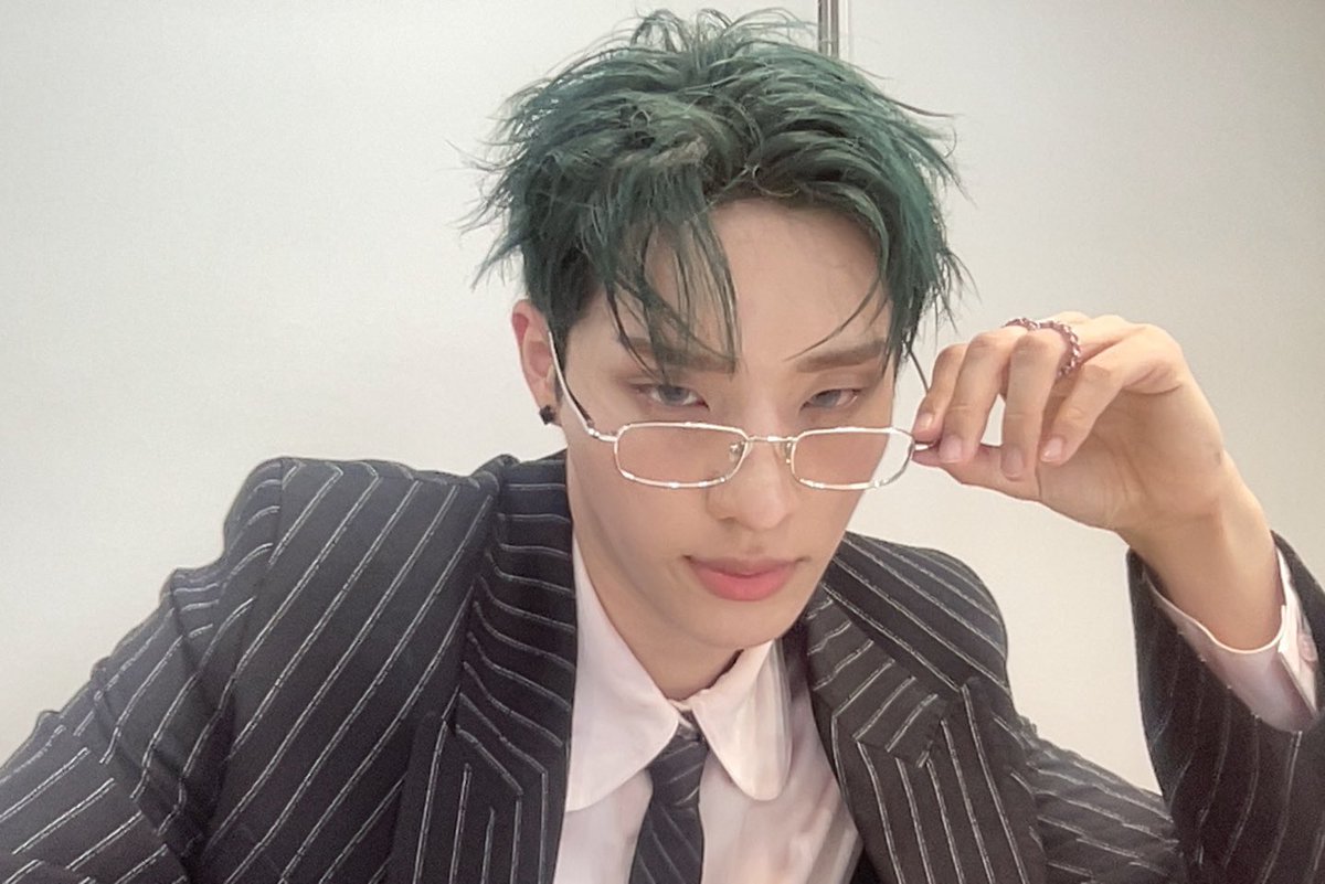 P1H_members's tweet image. Bored @ work 🥲

#P1Harmony #KEEHO