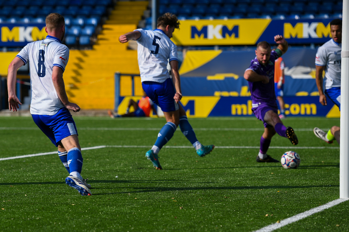 buryfcofficial's tweet photo. He's getting a taste for goals 😍

📸 @Philhill1961 

#BuryFC | #PartOfIt | #FAVase https://t.co/QcMp3H15zN