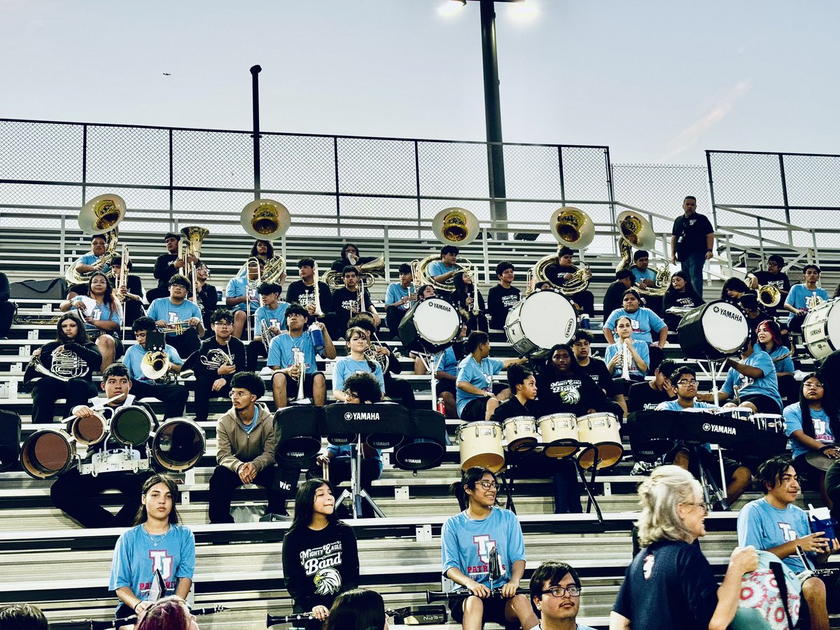 Medrano Junior High Band tweet media
