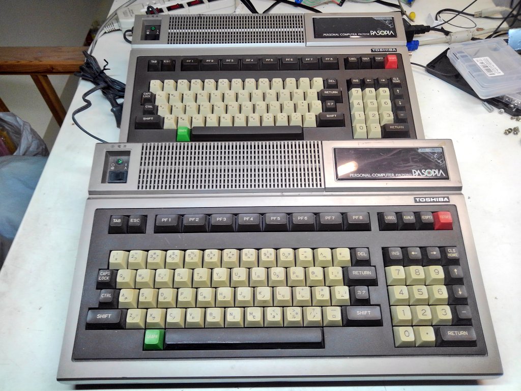 toshitada1973's tweet photo. 初代パソピアだよ。搭載するBASICによって、PA7010と7012が存在するけど、外観は型番表示以外はまったく一緒。続く。#PA7010 #PA7012 #PASOPIA https://t.co/md1077n0Fy