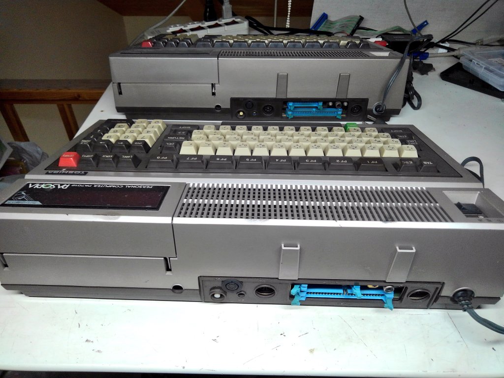 toshitada1973's tweet photo. 初代パソピアだよ。搭載するBASICによって、PA7010と7012が存在するけど、外観は型番表示以外はまったく一緒。続く。#PA7010 #PA7012 #PASOPIA https://t.co/md1077n0Fy