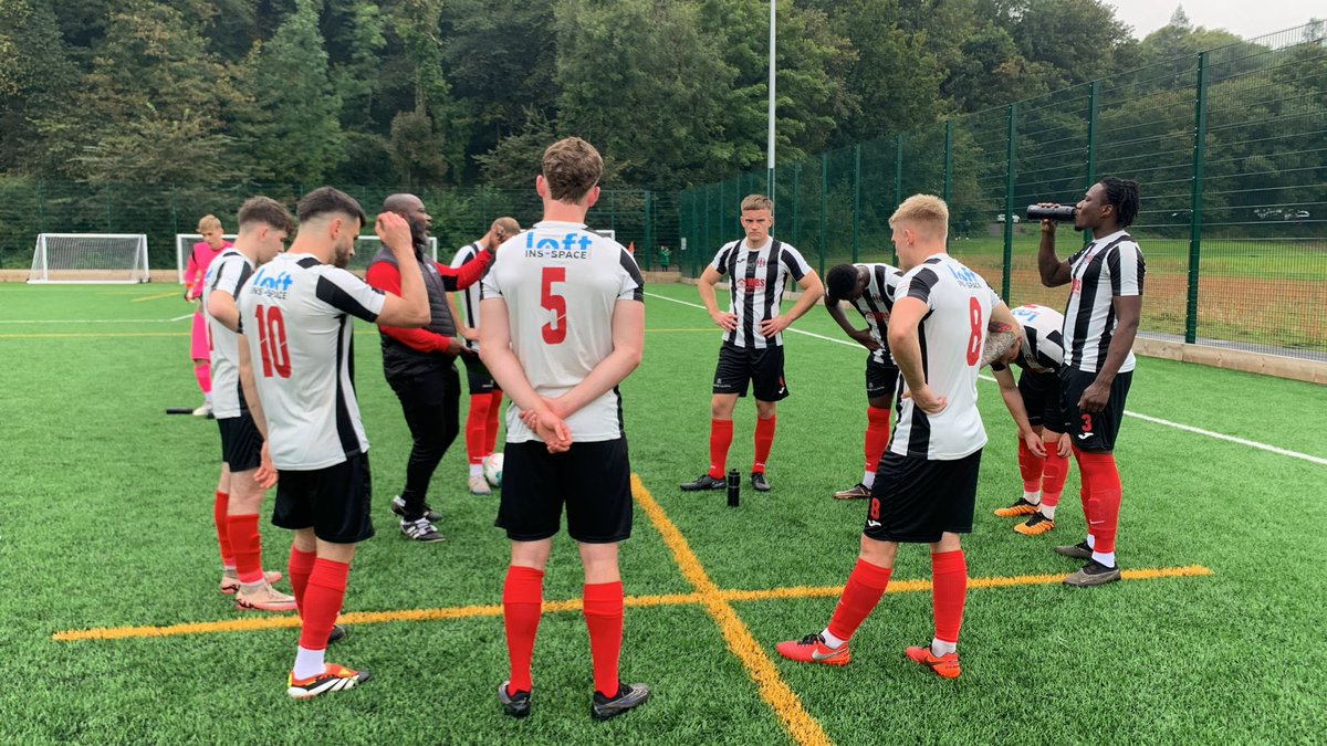 Full-time: <a href="/StJosephs6/">St Joseph’s AFC</a> 0️⃣ <a href="/CDraconians/">Cardiff Draconians</a> 3️⃣

What a way to end the hosts 27-game unbeaten run with an impressive performance at Underhill Park.

Goals from <a href="/callumbeckett4/">callum beckett</a>, Sam Roberts and <a href="/SamCawley98/">Cawley</a> help us progress in the #JDWelshCup. ⚽️🏆

#TheDracs

📸 <a href="/DButtle/">Darren Buttle</a>