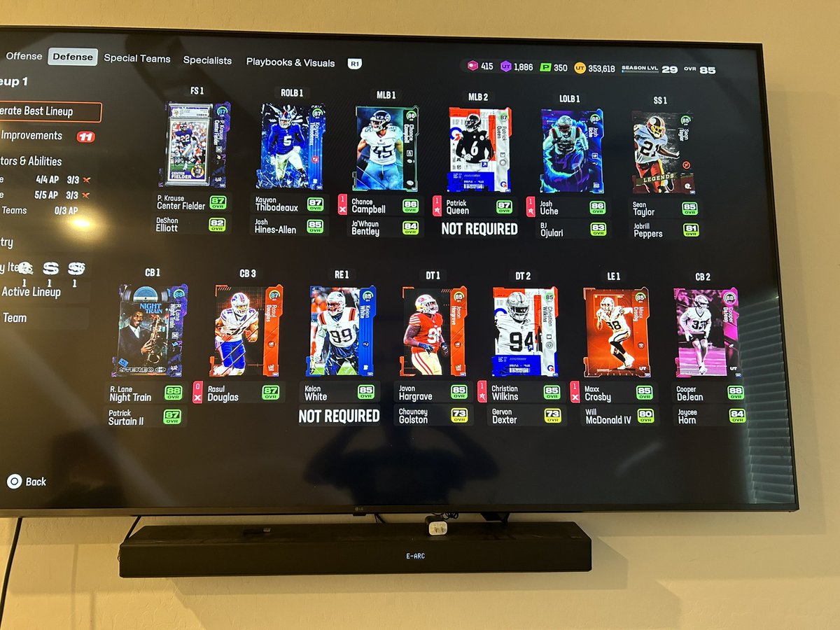 akaitsaj's tweet photo. @macgames63 That Tyron Smith is a 87 he just OOP https://t.co/JMh1j2HUGw