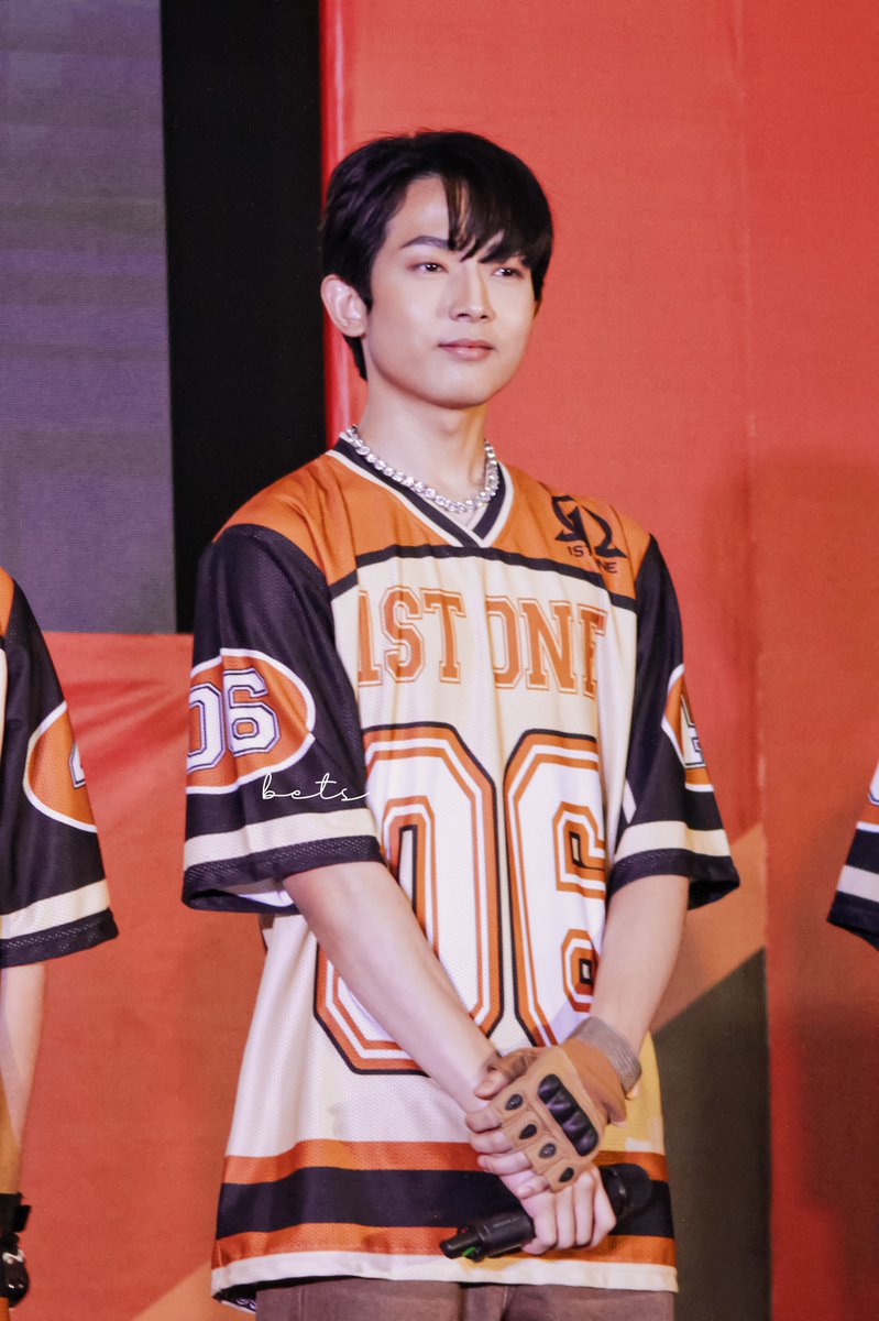 Bunsoooo 💕

📷 09.14.2024 #MIBF2024
📍 SMX Convention Center Manila

1STONE AT MIBF2024
#1stOne_PaalamNa 
<a href="/1stoneOfficial/">1ST ONE</a> #1stOne
<a href="/1stone_jayson/">Jayson Lee</a> #1stOne_JAYSON