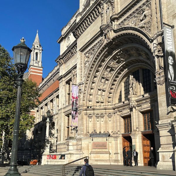 Opening day from London Design Festival 2024 dlvr.it/TDWQhz