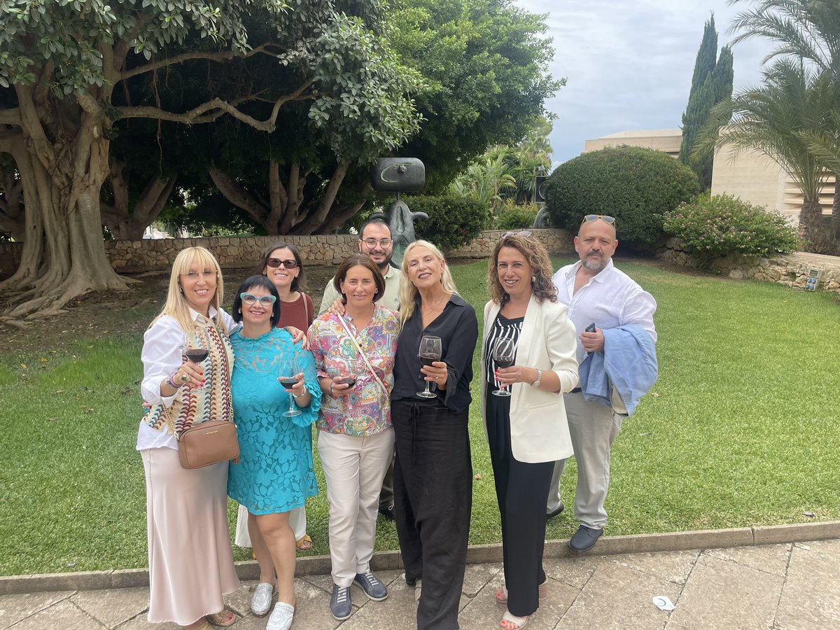 SolerCatalina's tweet image. Un orgull que dins els actes de la nit de l’art de @ajuntpalma @AjFelanitx hi sigui present, gràcies al comissari Sebastià Mascaró #orgullfelanitxer @fundaciomiro