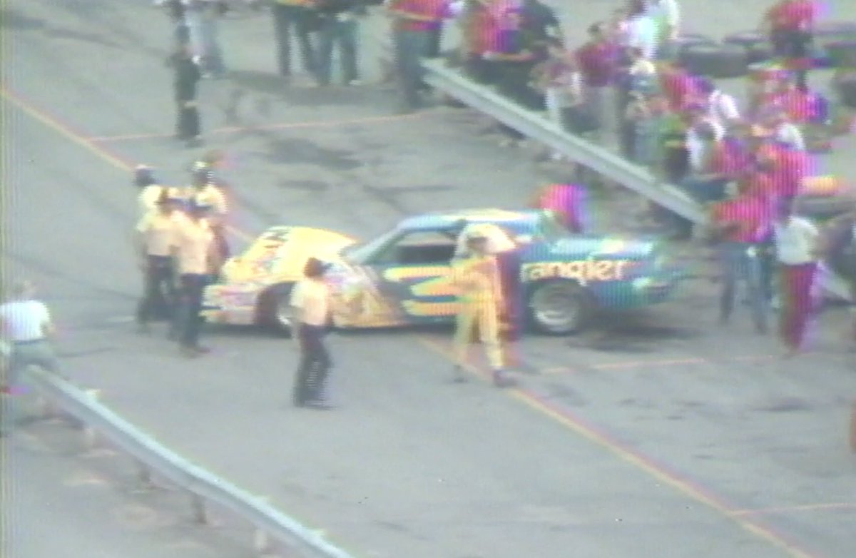 NASCARClassics's tweet image. Dale Earnhardt started 14th at @ItsBristolBaby in 1981 but his day ended early after an incident with Mike Potter in the pits.

🔗: NASCAR.com/Classics