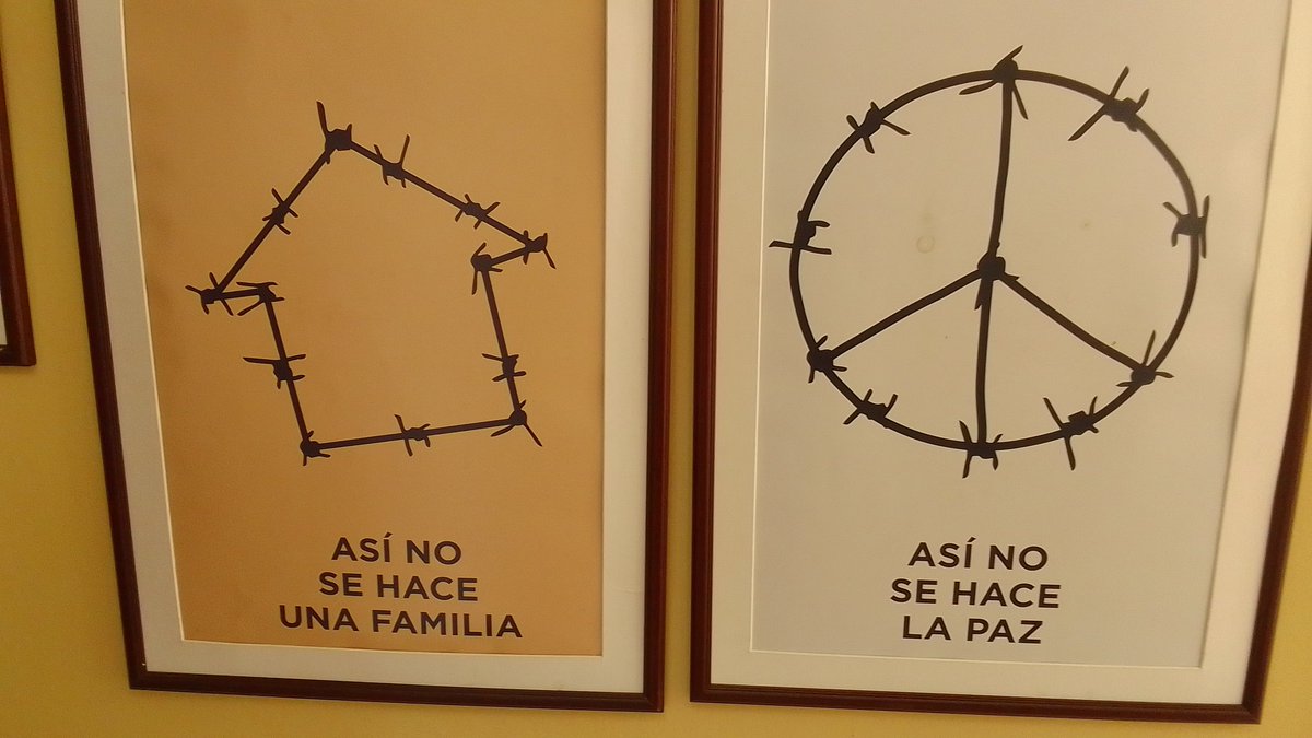 CMNLCiudadMN's tweet photo. En colaboración entre la #ACCSGranma y el #ICAP quedó  inaugurada hoy La exposición Adiós a las armas,  en la sede del @icapgranma en #Bayamo #ProvinciaGranma 
#CubaPorLaPaz https://t.co/R8ovhIyT9Q