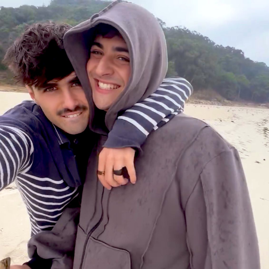 Pues no. Yo "este amor" no lo había visto antes, ni en la tele ni fuera🥹