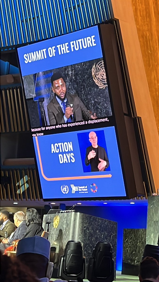 priorities_hub's tweet photo. "يسعد مركز الأولويات الاستراتيجية بالمشاركة في أيام عمل قمة المستقبل! بدأت الفعاليات في 20 سبتمبر بجلسات مخصصة للشباب، ضمت شخصيات شبابية بارزة، حيث ناقشنا دور الشباب المحوري في مواجهة التحديات العالمية المستعجلة" #تمكين_الشباب #التحديات_العالمية #قمة_المستقبل https://t.co/xkAEWxV7qA