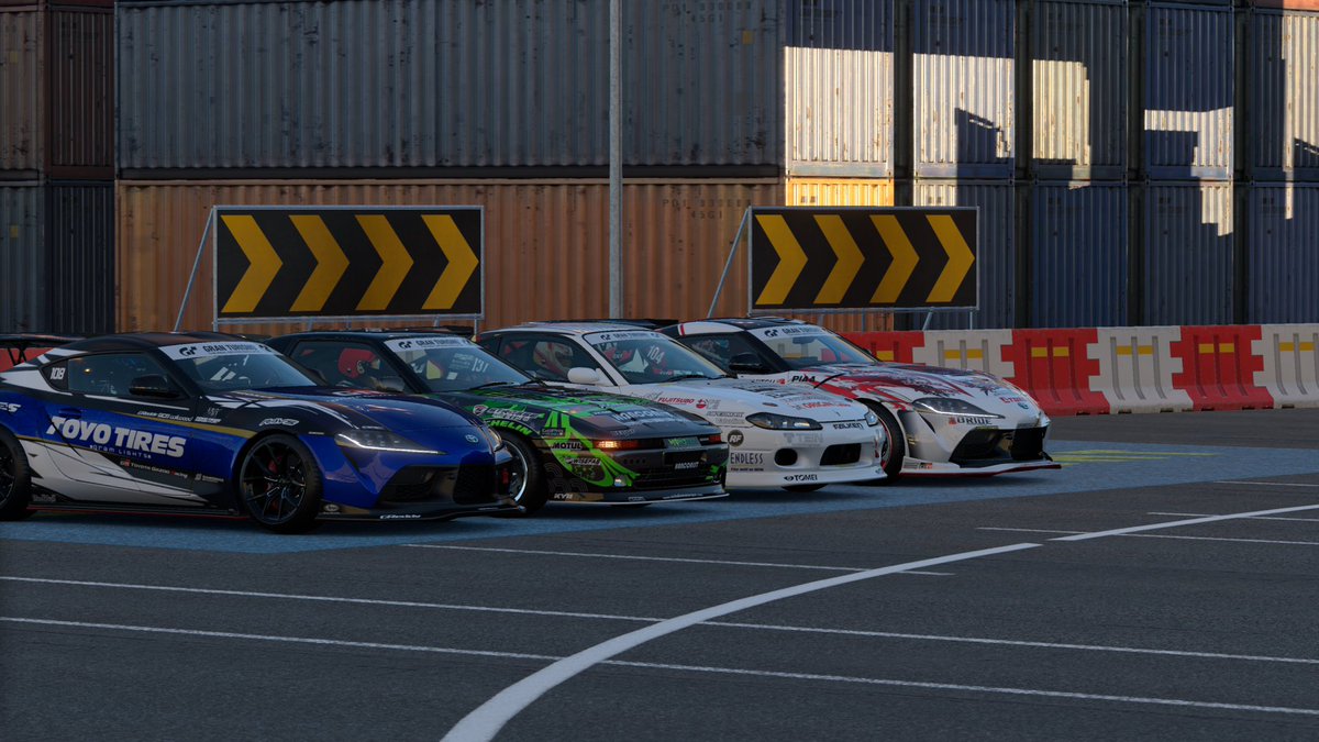 #GTDriftFes -ONE BREAK-
WEEK2 DAY1 Middle Class
優勝は <a href="/agedo_fu610/">揚げ豆腐</a> 選手！
終始安定感のある走りと、非常に速い最終コーナーから１コーナーの飛び込みで勝利を掴み取りました！
準優勝は<a href="/Dision_MiG_31/">ドレあじ</a>選手、3位に<a href="/LyricSonic_vr46/">藍雨</a>選手、<a href="/satoppu_s15/">satoppu_S15 マビノギ Fallout76</a> 選手となりました！
おめでとうございます！