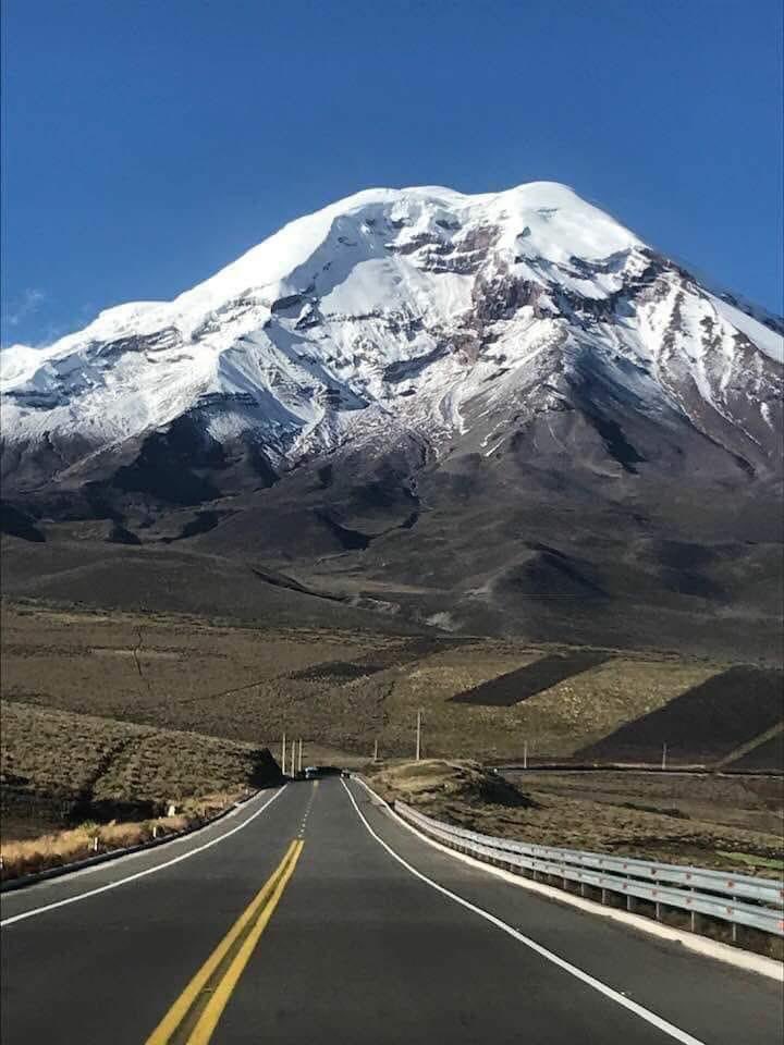 Misch_Calderon's tweet photo. 😻🏔️ El Chimborazo https://t.co/rZgnmfcY3h