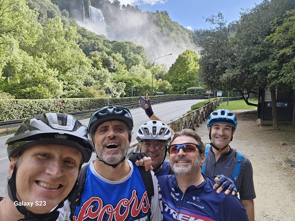 AntonelloMorell's tweet photo. Spoleto  - Terni 57 km in bicicletta dalla ferrovia dismessa alla greenway della Valnerina passando per paesaggi meravigliosi e viste mozzafiato! https://t.co/dzP3ui4aTq